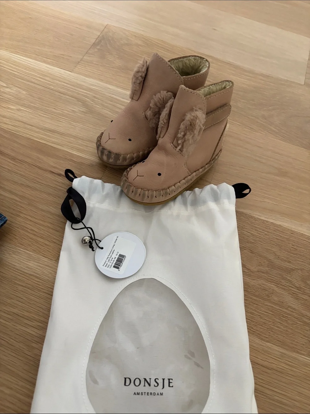 Donsje bunny boots. 12-18 months